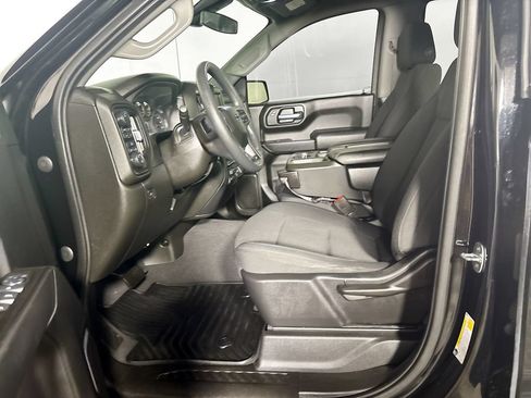 Used 2021 Chevrolet Silverado 1500 Custom Trail Boss w/ Safety Confidence Package AWD/4WD image 11