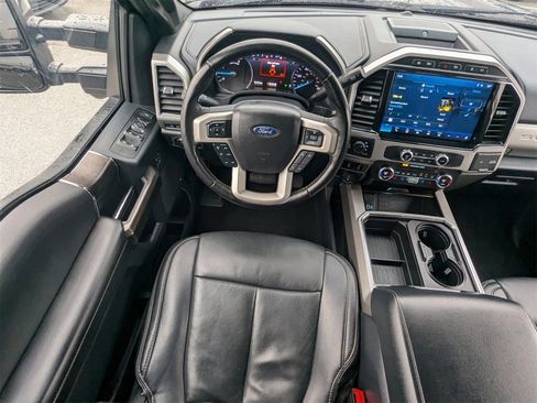 Used 2022 Ford F350 Lariat w/ Lariat Ultimate Package image 17