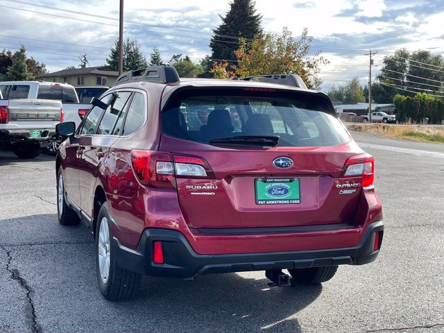 Used 2019 Subaru Outback 2.5i AWD/4WD image 3