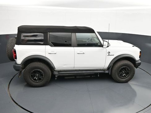 Used 2021 Ford Bronco Outer Banks w/ Sasquatch Package AWD/4WD image 24