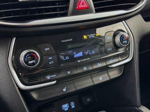 Used 2019 Hyundai Santa Fe Limited FWD image 20