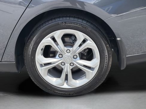 Certified 2025 Honda Accord LX image 30