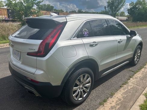 Used 2022 Cadillac XT4 Premium Luxury w/ Safety Alert Package image 5