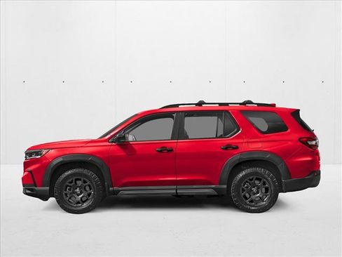 New 2025 Honda Pilot TrailSport image 3
