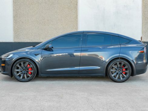 Used 2023 Tesla Model X Plaid image 14