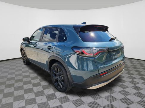Used 2024 Honda HR-V Sport image 3