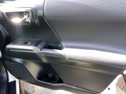 Used 2019 Toyota Tacoma TRD Pro image 40