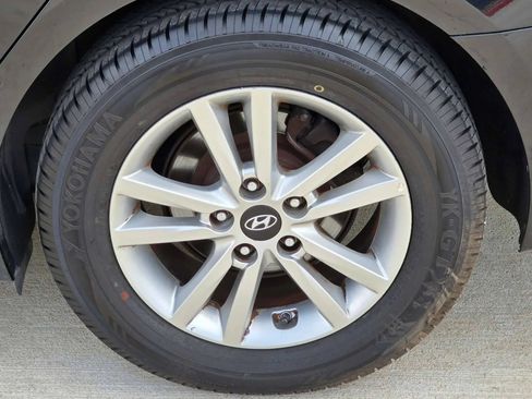 Used 2017 Hyundai Sonata SE FWD image 29
