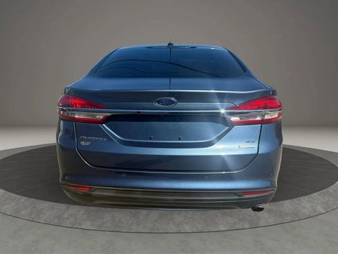 Used 2018 Ford Fusion SE w/ Fusion SE Technology Package image 6