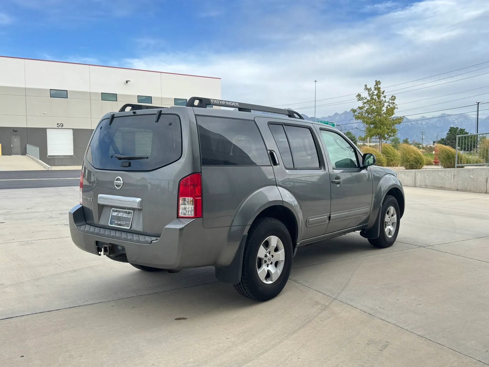 Used 2006 Nissan Pathfinder S AWD/4WD image 5