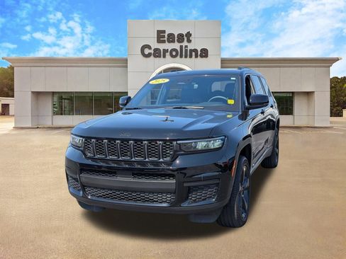 Certified 2025 Jeep Grand Cherokee L Laredo AWD/4WD image 7