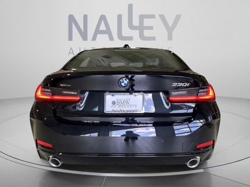 Used 2025 BMW 330i xDrive Sedan AWD/4WD image 4