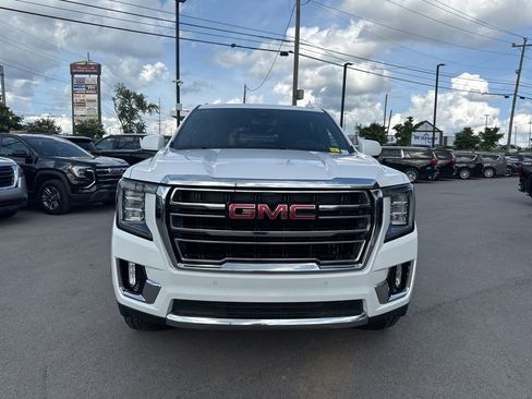 Used 2024 GMC Yukon XL SLT RWD image 2