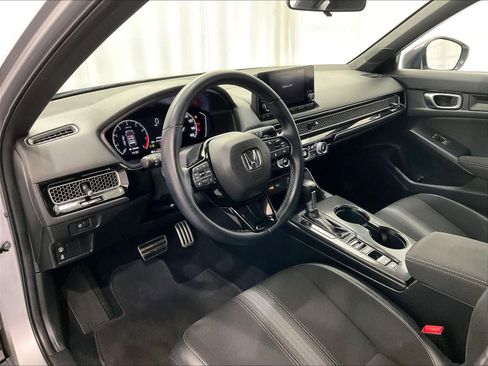 Used 2023 Honda Civic Sport image 8