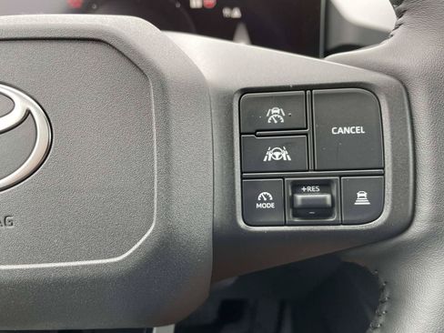 Used 2026 Toyota RAV4 SE AWD/4WD image 24