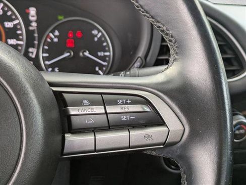Used 2022 MAZDA MAZDA3 s image 13