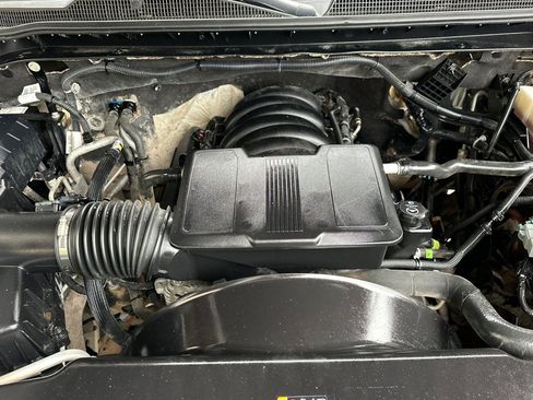 Certified 2024 Chevrolet Silverado 2500 Custom w/ Custom Value Package image 23