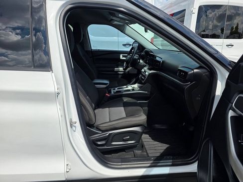 Used 2022 Ford Explorer XLT AWD/4WD image 20
