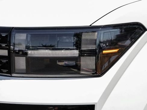 Certified 2025 Hyundai Santa Fe Calligraphy AWD/4WD image 8