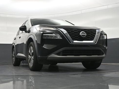 Used 2022 Nissan Rogue SV w/ SV Premium Package FWD image 29