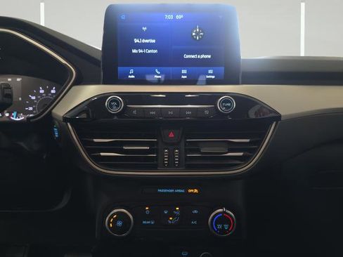 Used 2021 Ford Escape SE FWD image 19