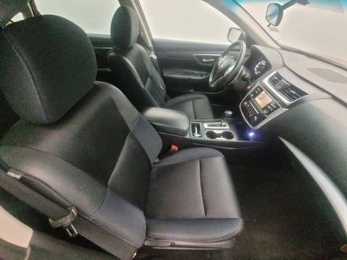 Used 2016 Nissan Altima 2.5 SR w/ Interior Lighting Package image 21