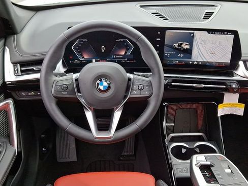 Certified 2025 BMW X1 xDrive28i w/ Convenience Package image 11