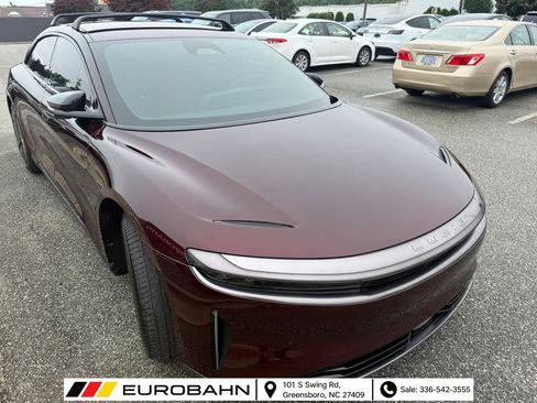 Used 2024 Lucid Air Touring AWD/4WD image 9