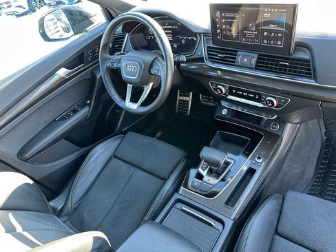 Used 2024 Audi SQ5 Prestige w/ Prestige Package AWD/4WD image 11