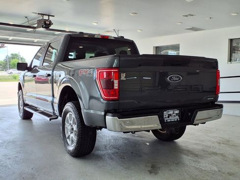 Used 2021 Ford F150 XLT AWD/4WD image 2