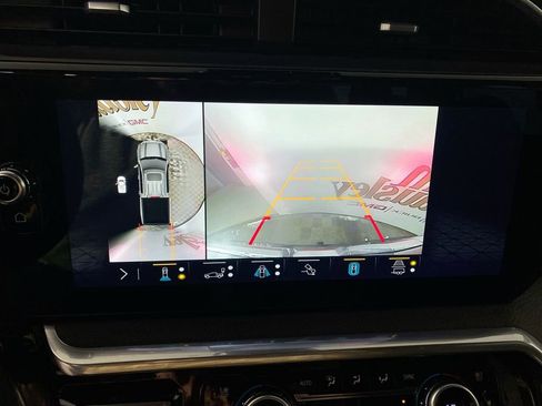 Used 2023 GMC Sierra 1500 Denali w/ Denali Reserve Package image 17