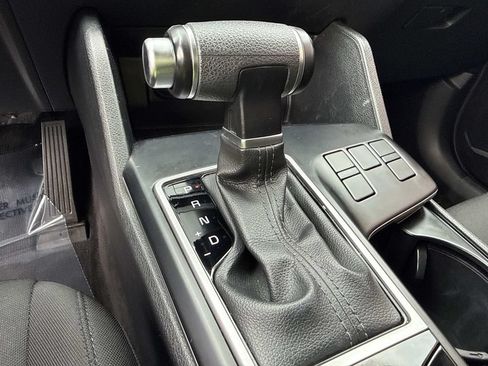 Used 2023 Kia Sportage LX FWD image 31