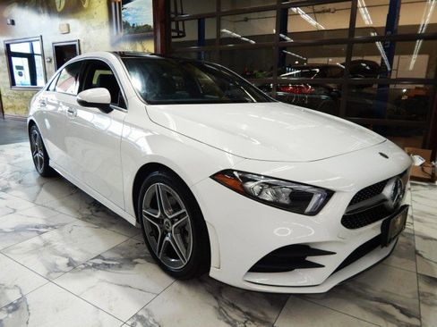 Used 2022 Mercedes-Benz A 220 4MATIC image 1