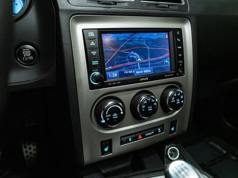 Used 2012 Dodge Challenger SRT8 w/ Premium Sound Group image 27