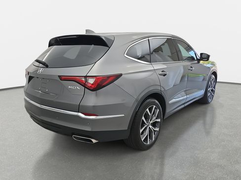 Used 2024 Acura MDX FWD w/ Technology Package image 3