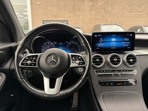 Used 2022 Mercedes-Benz GLC 300 4MATIC image 11