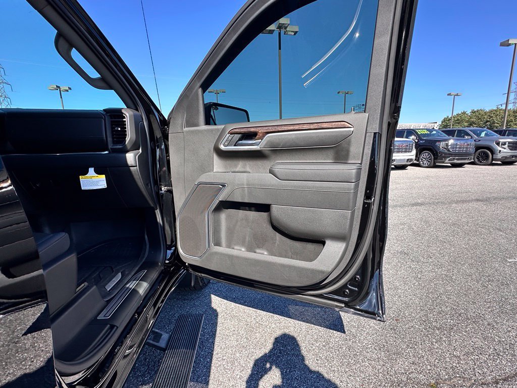 Certified 2026 GMC Sierra 1500 Elevation w/ Elevation Select Package AWD/4WD image 14