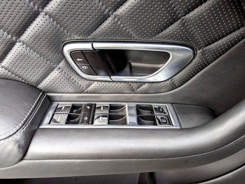 Used 2016 Bentley Continental GT image 12