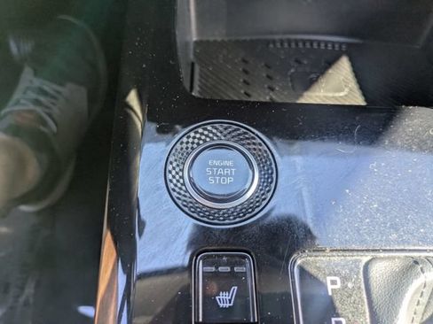 Used 2023 Kia Niro EX FWD image 29