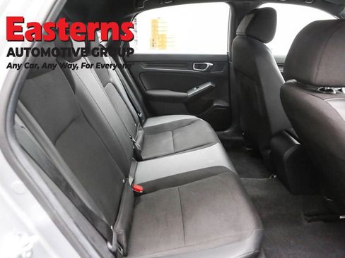 Used 2025 Honda Civic Sport image 22