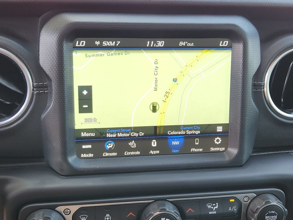 Used 2020 Jeep Wrangler Unlimited Sahara AWD/4WD image 8