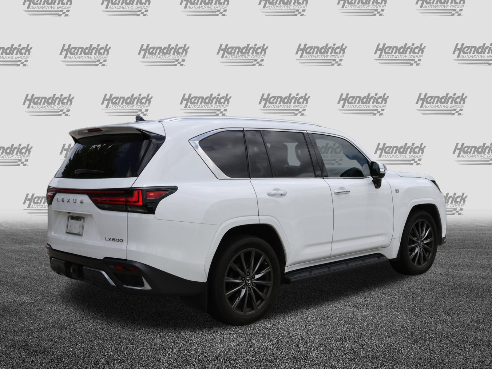 Used 2023 Lexus LX 600 F Sport w/ Accessory Package (Z1) AWD/4WD image 9