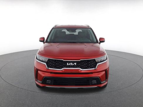 Used 2023 Kia Sorento LX FWD image 3