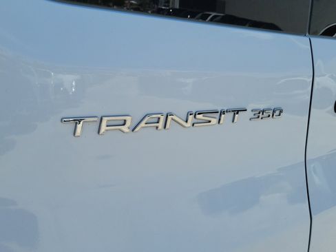 Used 2024 Ford Transit 350 XLT RWD image 10