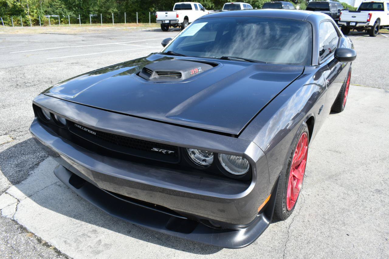 Used 2014 Dodge Challenger SRT8 Core w/ Satin Vapor Edition RWD image 2