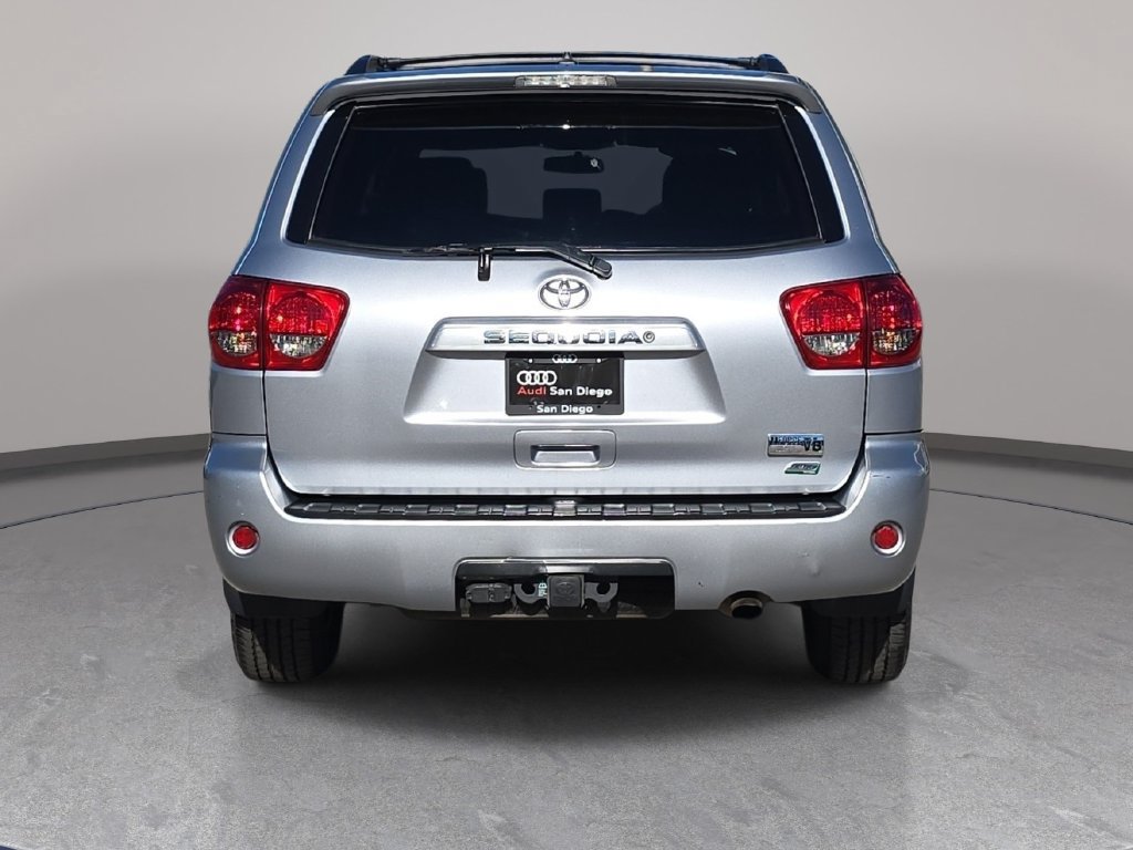 Used 2014 Toyota Sequoia SR5 AWD/4WD image 7