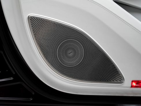 Used 2024 Mercedes-Benz Maybach GLS 600 4MATIC image 61