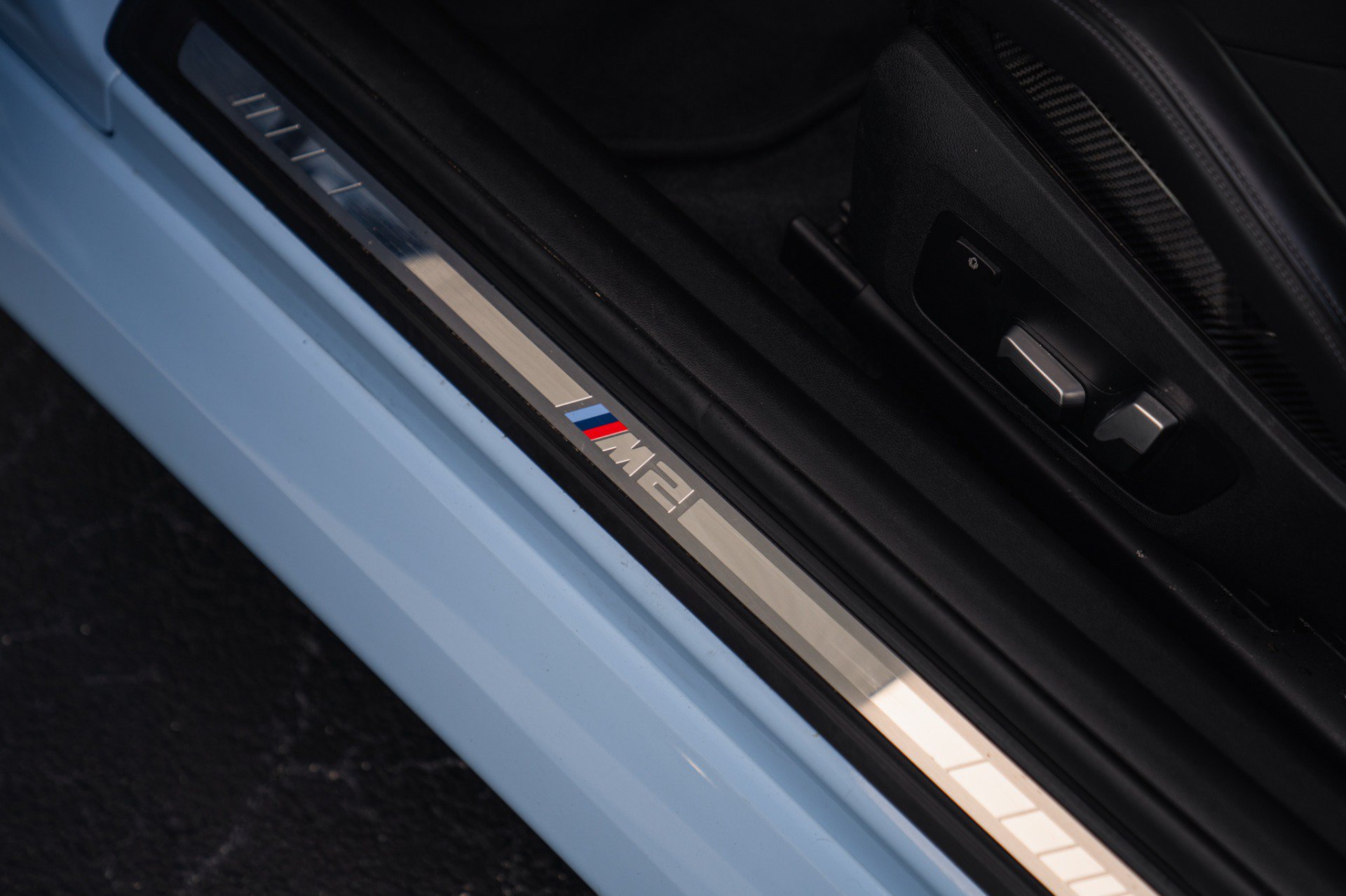 Used 2024 BMW M2 w/ Carbon Package RWD image 28