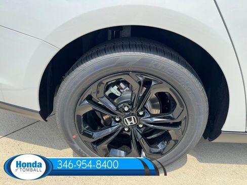 New 2025 Honda Accord SE image 17