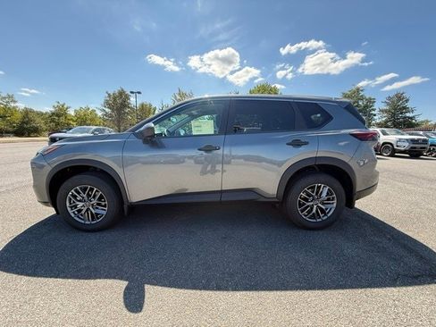 New 2026 Nissan Rogue S image 8